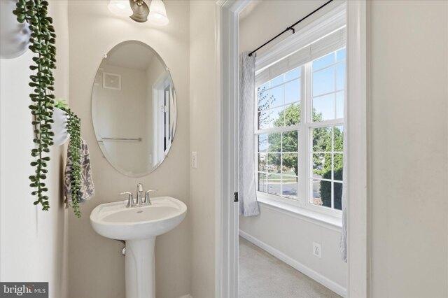 Houseman Ter, Ashburn, Home For Rent in Reston - Image 1