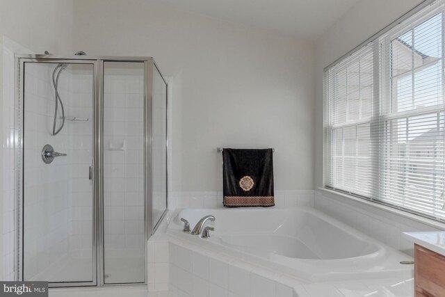 Welborne Manor Sq, Ashburn, Home For Rent in Reston - Image 1