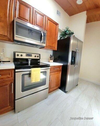 Ne Th St Unit,lighthouse Point, Home For Rent in Miami - Image 1