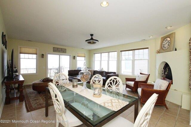 Beachfront Apt,manasquan, Home For Rent in Howell Township - Image 1