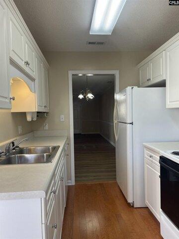 Mall Terrace Ct, Orangeburg, Condo For Rent in Columbia - Image 1