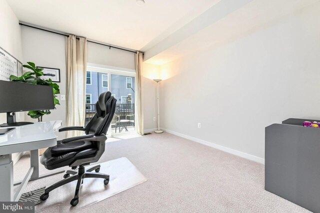 Sayward Blvd Unit,herndon, Home For Rent in Reston - Image 1
