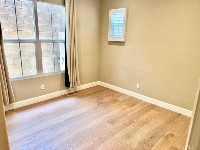 Guinness, Irvine, Home For Rent in Orange - Image 1