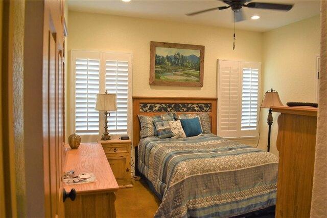 Pecan St, Sweeny, Home For Rent in Sugar Land - Image 1