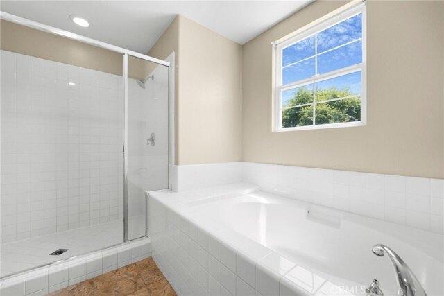 Middlebury Ln, Irvine, Home For Rent in Orange - Image 1