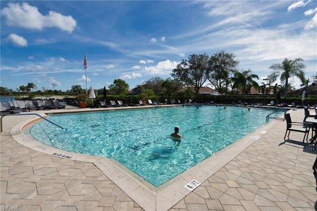 Trophy Dr Unit,naples, Condo For Rent in Bonita Springs - Image 1