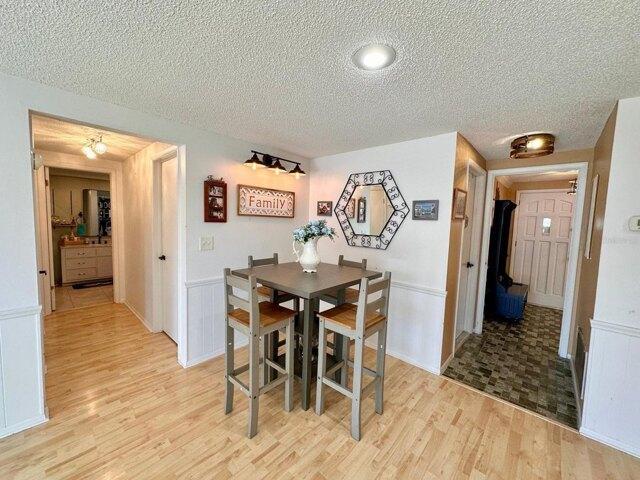 Meadowbrook Ln, Hudson, Home For Rent in Spring Hill - Image 1