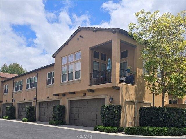 Mayfair, Irvine, Home For Rent in Orange - Image 1