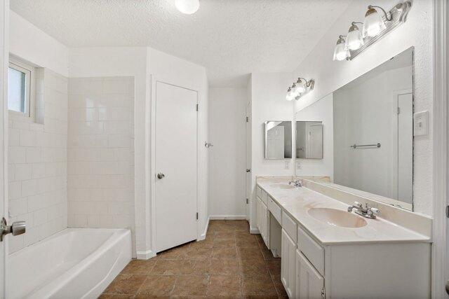 Shell Rock Rd, La Porte, Home For Rent in Pasadena - Image 1