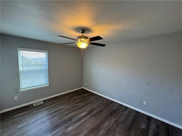 S Razorback Rd, Fayetteville, Home For Rent in Fayetteville - Image 1