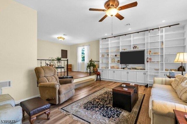 Mackenzie Rd, Lebanon, Home For Sale in Bethlehem - Image 1