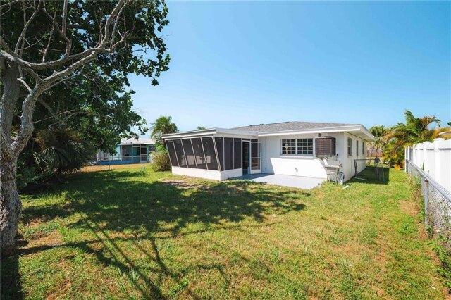 Coronado Way, Dunedin, Home For Rent in Clearwater - Image 1