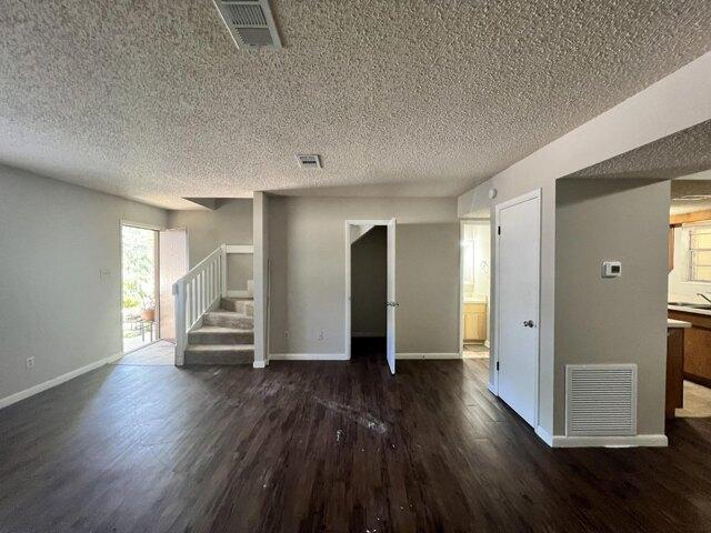 Ramblewood St Unit B, Tallahassee, Home For Rent in Tallahassee - Image 1