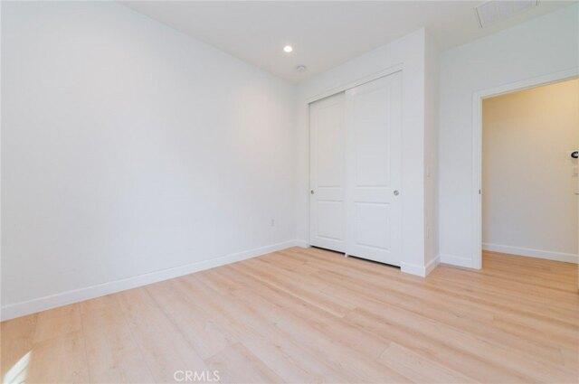 Damsel, Irvine, Home For Rent in Orange - Image 1