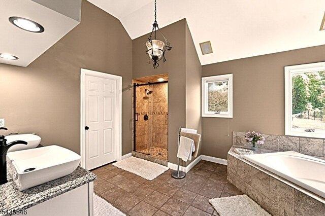 Sutton Farm Rd, Delaware, Home For Sale in Trenton - Image 1