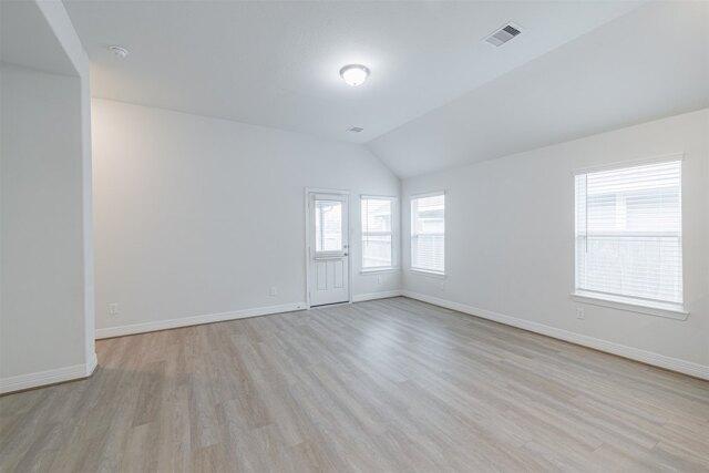 School Hill Rd, Fulshear, Home For Rent in Sugar Land - Image 1