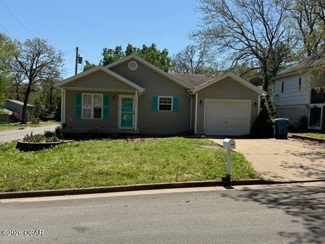 E Yuma St, Joplin, Home For Rent in Joplin - Image 1