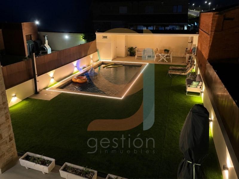CHALET ADOSADO EN VENTA en Illescas - Imagen 1