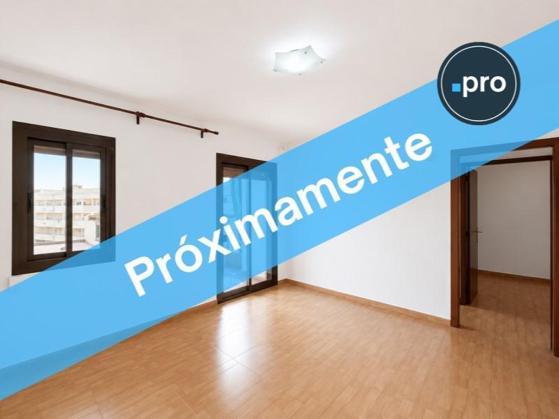 PISO CON BALCÓN EN CIUTAT COOPERATIVA en Sant Boi de Llobregat - Imagen 1