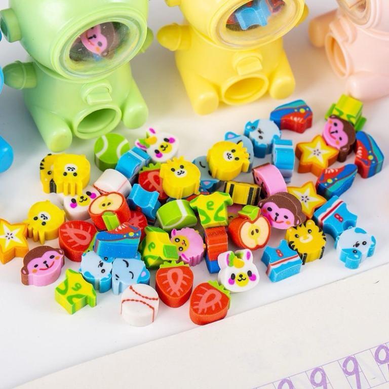 ???????? [1pcs] Cute Spaceman Gashapon Machine Eraser Creative … in George Town - Image 1
