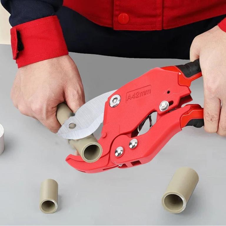 PVC Pipe Cutter Multifunctional Tube SK5 Blades for Machinery in Kuala Lumpur - Image 1