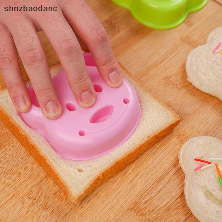 [SHNZCC] 1/3pcs Sandwich Cutter Mini Cartoon Rabbit Bear … in Kota Kinabalu - Image 1