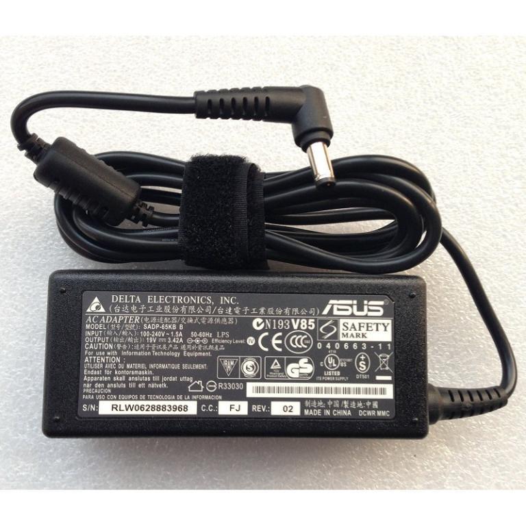 NEW Asus PL80Jt R1E R1F R1F- S6 S6Fm S7 S7F Laptop Adapter … in Subang Jaya - Image 1