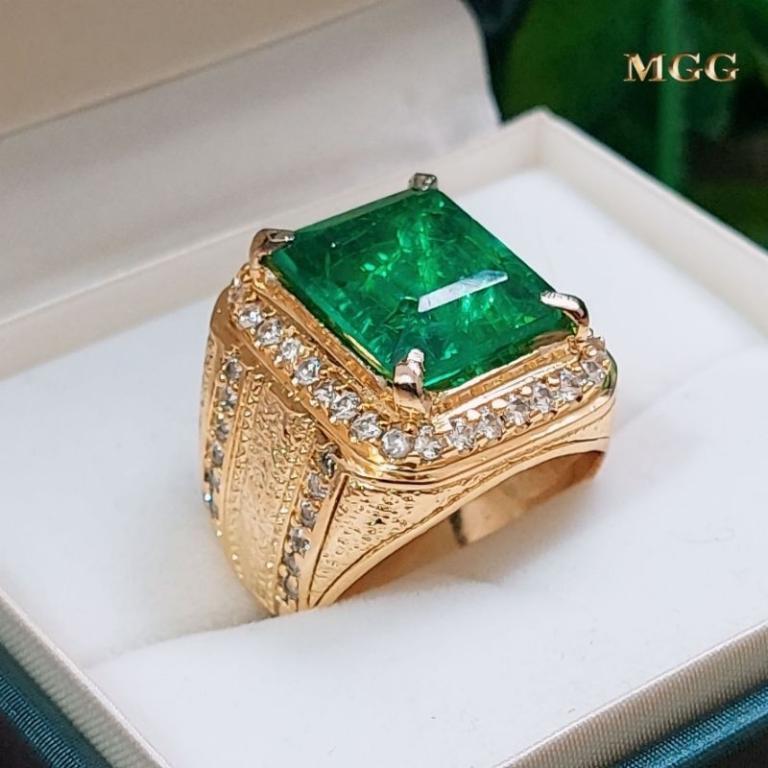 LUXURIOUS CHATAM RUSSIAN EMERALD RING QUALITYGood in Taman Johor Jaya - Image 1