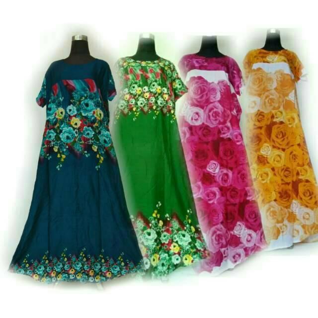 MEGA LONG DRESS / MEGA LONG DRESS in Kajang - Image 1