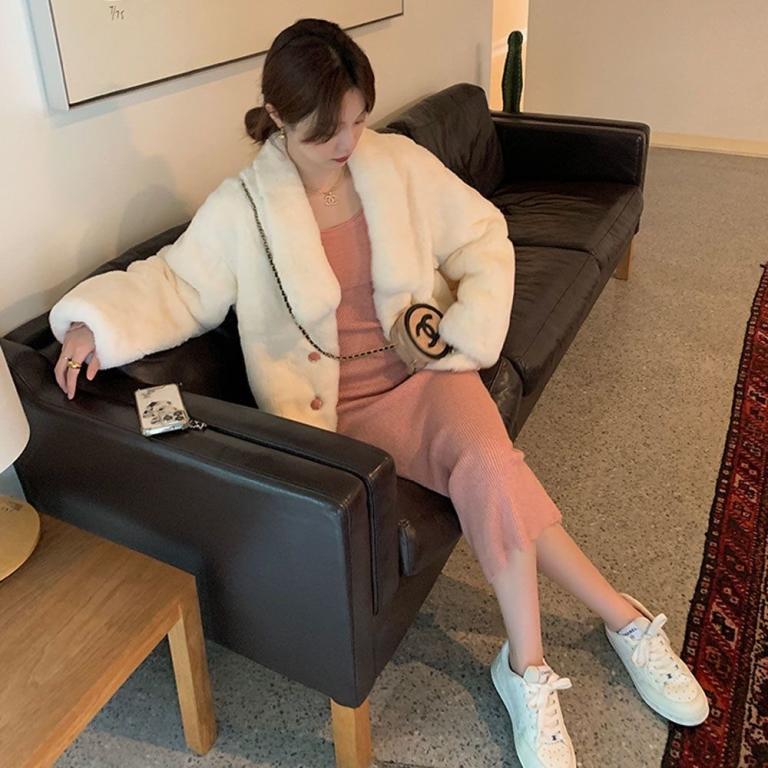 New Soft Rabbit Fur Coat Very Cute. in Kajang - Image 1