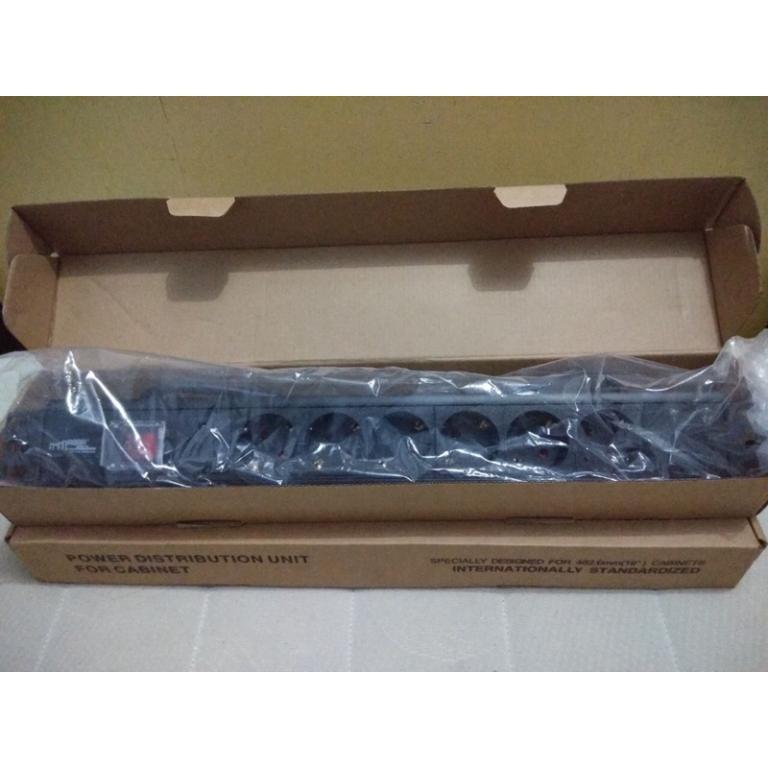 Abba PDU 6 Outlet / Power Distribution Unit 6 Hole 16A ABBA-RACK in Subang Jaya - Image 1
