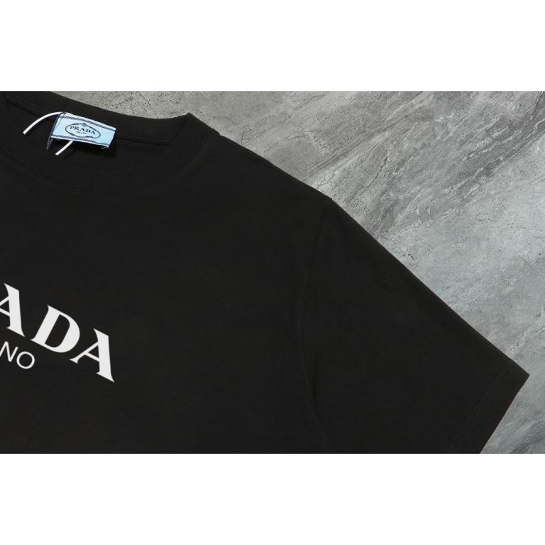PRADA/PRADA 2026 Early Spring New Style Short-Sleeved … in Taman Johor Jaya - Image 1