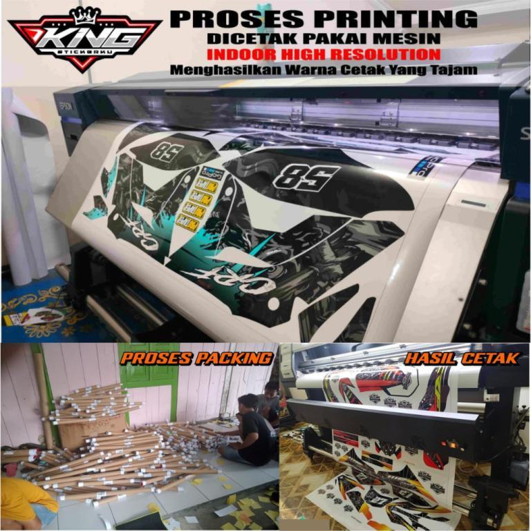 Scoopy 2014/2016 Striping Sticker - Scoopy 2014/2016 … in Kampung Pasir Gudang Baru - Image 1