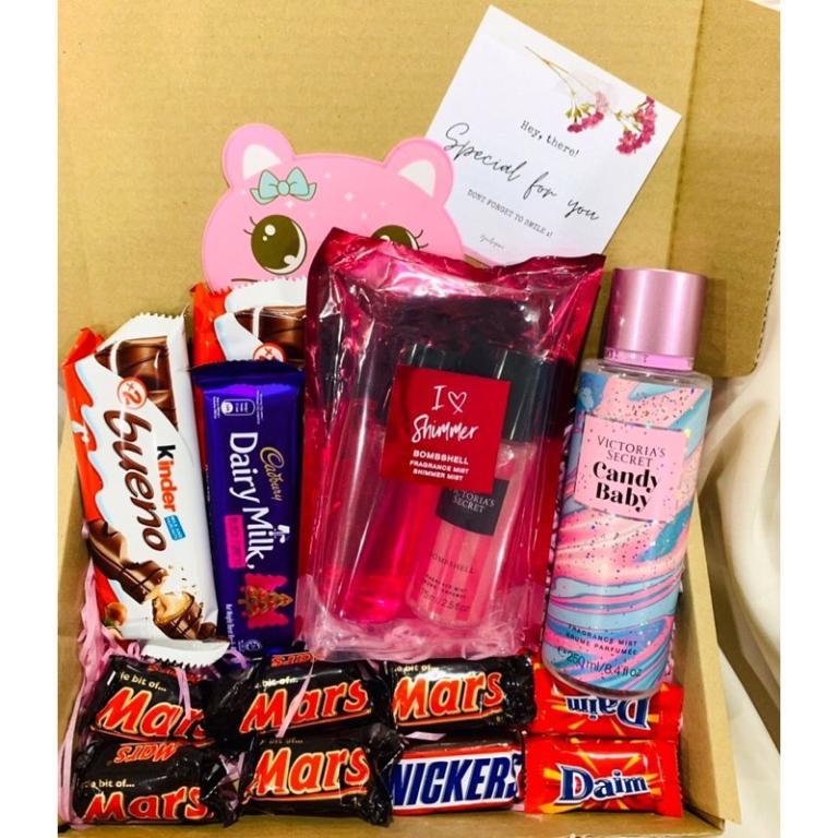 READYSTOCK VICTORIA SECRET GIFTBOX in Subang Jaya - Image 1