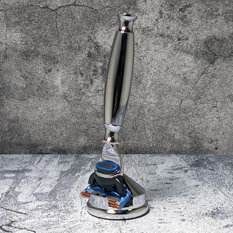 British Grand Manner Monarch Silver Manual Safety Razor … in Bishan - Image 1