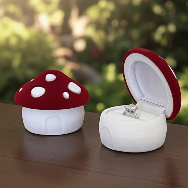 EPOCH Flocking Mushroom Rings Box, Creative Design Red … in Pasir Ris - Image 1