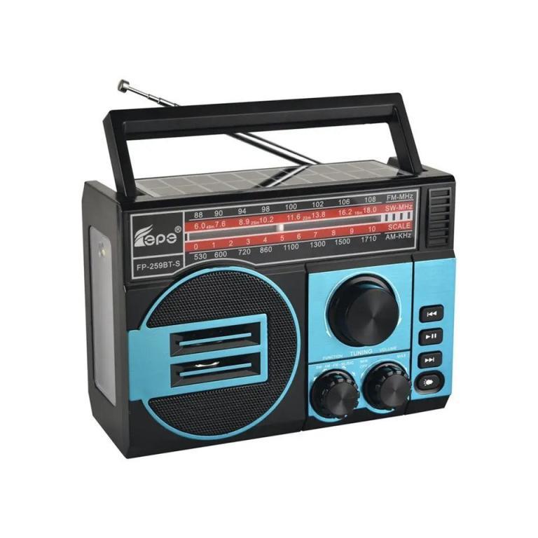 Solar USB Rechargeable Bluetooth MP3 Radio Portable FM/AM … in Pasir Ris - Image 1