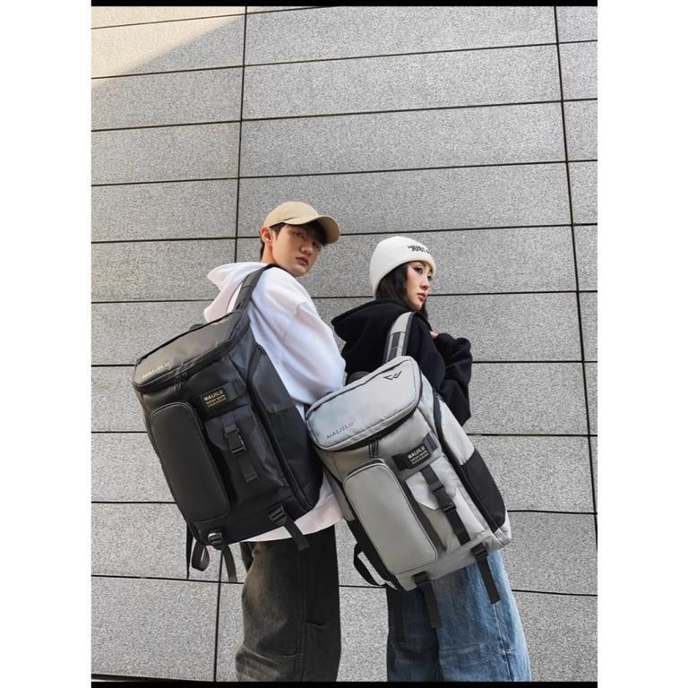 Vict Large Badminton Racket backpack waterproof backpack … in Mandai - Image 1