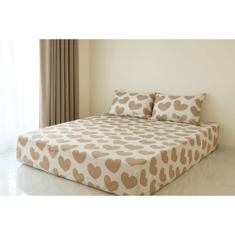 Bedding Set 3 Poly CottonPiece, Mattress Cover 2-10cm, … in Geylang - Image 1