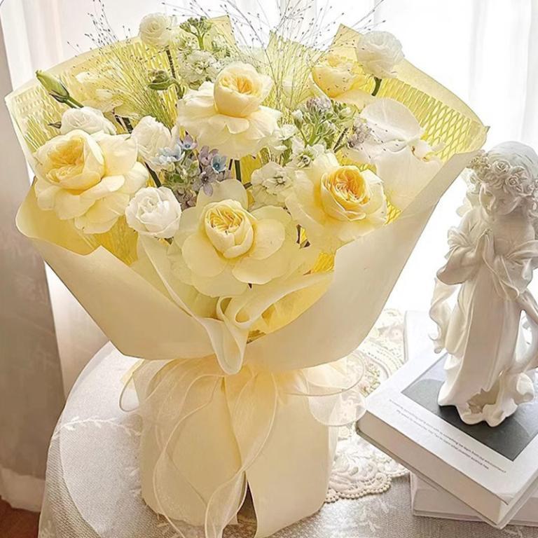 40PCS Tissue Paper Wrapped Flower Paper DIY Romantic … in Mandai - Image 1