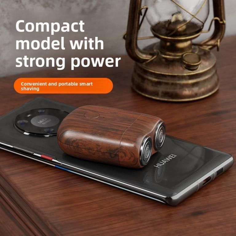 Super Small Magnetic Electric Razor For Men – Portable … in Geylang - Image 1