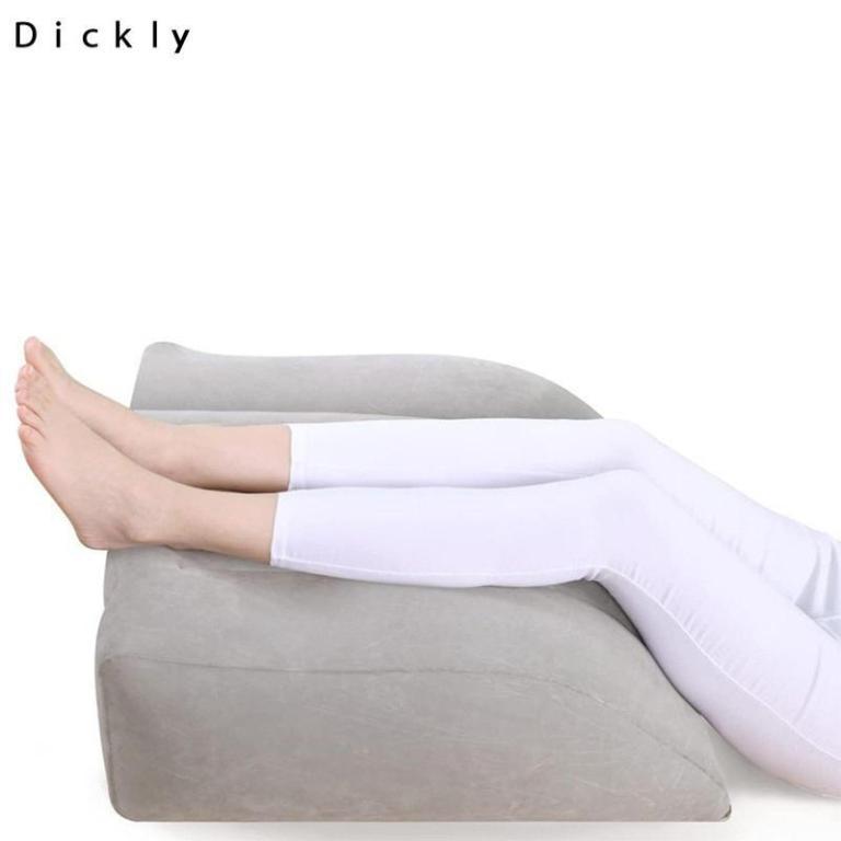 [Dickly] Leg Elevation Pillow, Inflatable Leg Support … in Pasir Ris - Image 1