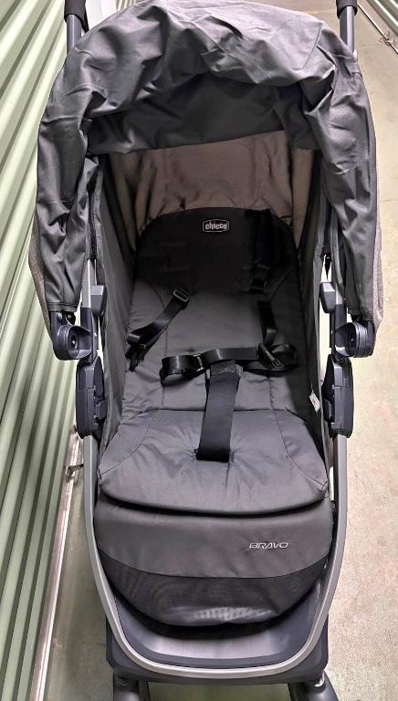 Chicco Bravo Quick Fold Stroller in Reno - Image 3