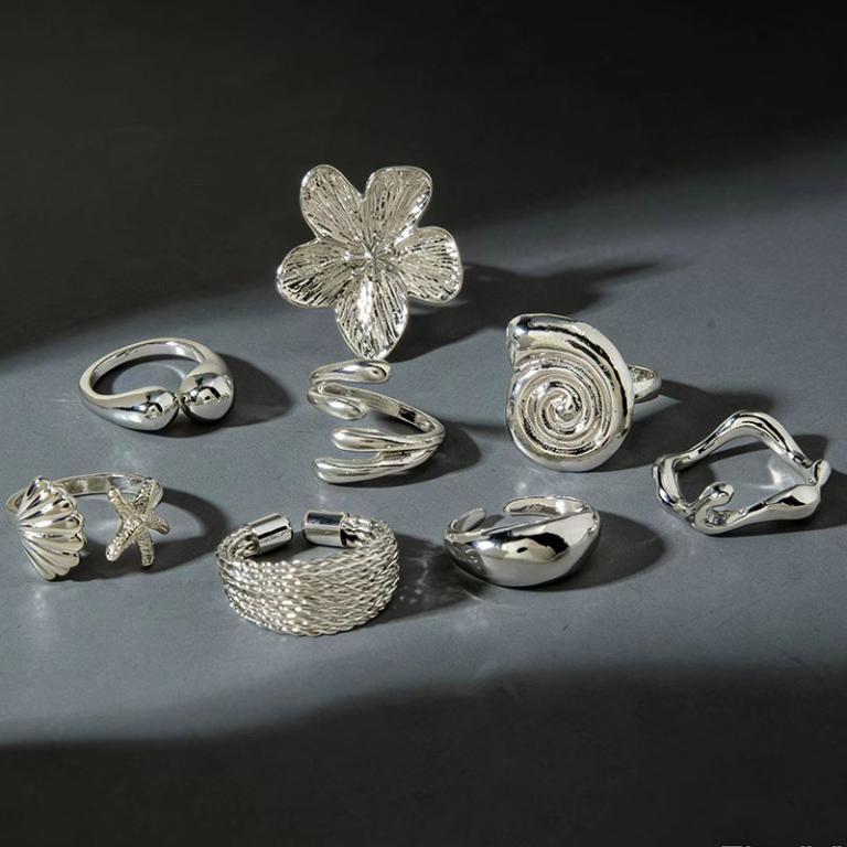 Elegant Korean Style Simple Rings, Niche Flower Set … in Bishan - Image 1