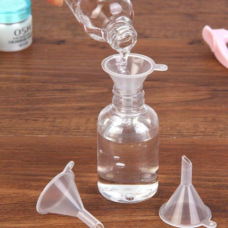 BORONG RM0.15 3cm Mini Small Plastic Funnels For Perfume … in Singapore - Image 1