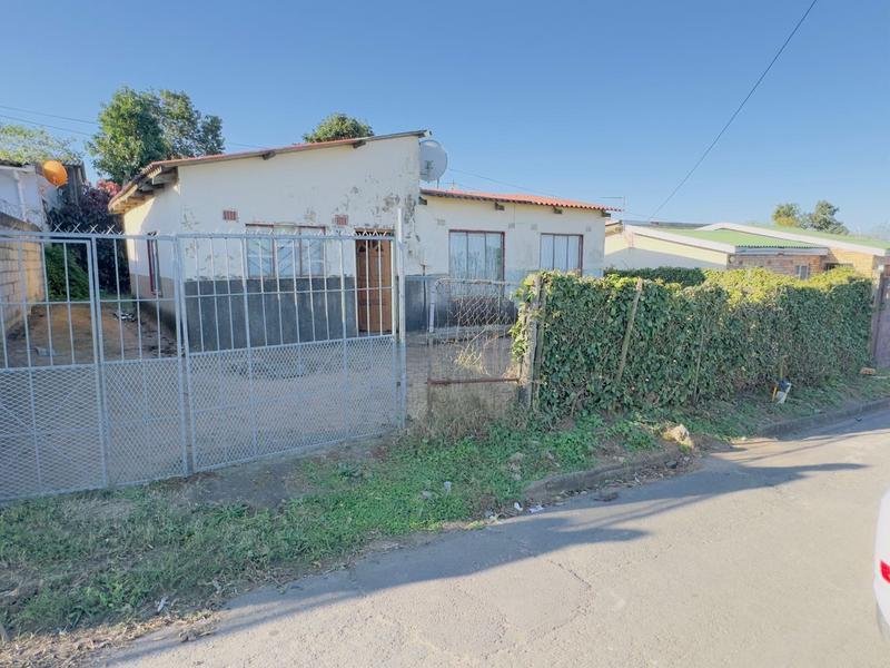 House 1054-ref-3808 for Sale in Inanda, Inanda in Randburg - Image 1