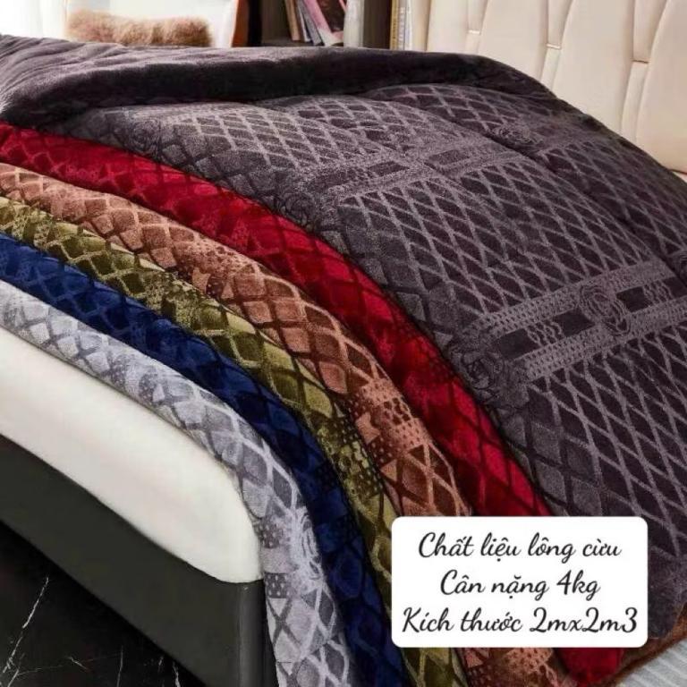 High Quality Super Warm COCO Rabbit Fur Blanket – Soft, … in Woodlands - Image 1