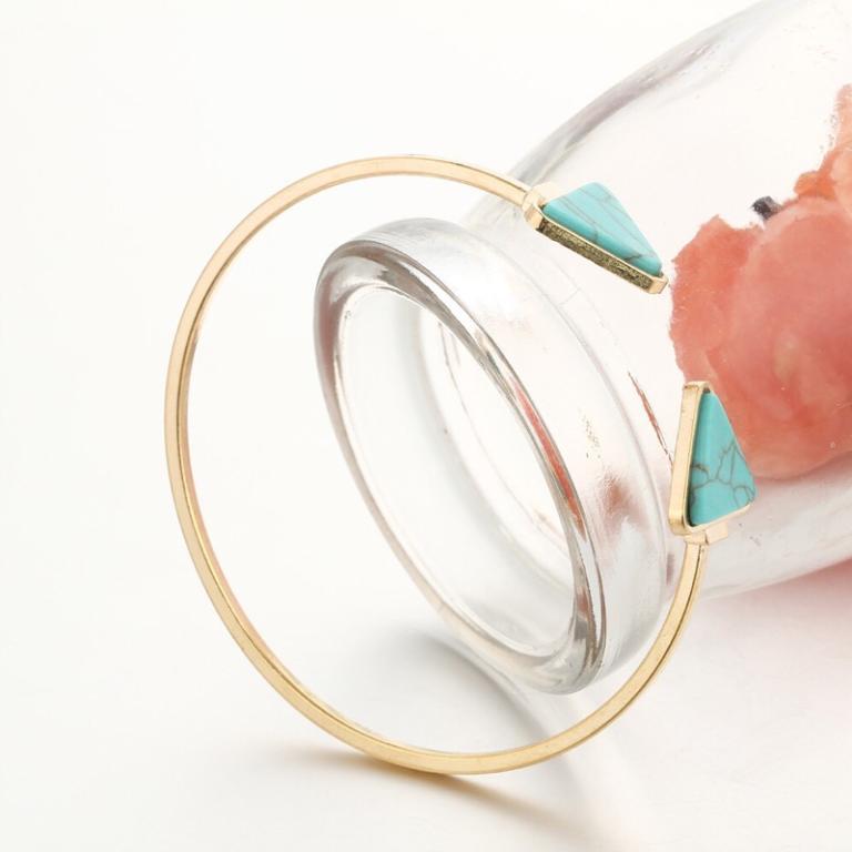 [CHENset] Korean Version Simple Geometric Triangle Bracelet … in Bukit Batok - Image 1