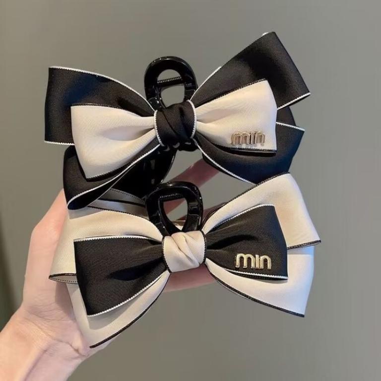 Contrast Color Hepburn Style Satin Bow Goods In in Geylang - Image 1