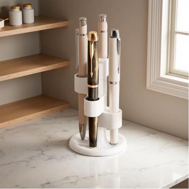 Rotating Pen Holder Multifunctional Makeup Brush Grid Pen … in Mandai - Image 1